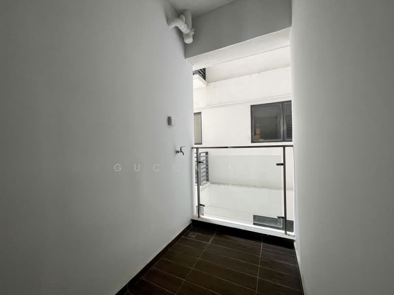 Condominium for Sale at Lovell @ Country Garden Danga Bay - Gucca Tay - Balcony - PropertyGuru.com.my