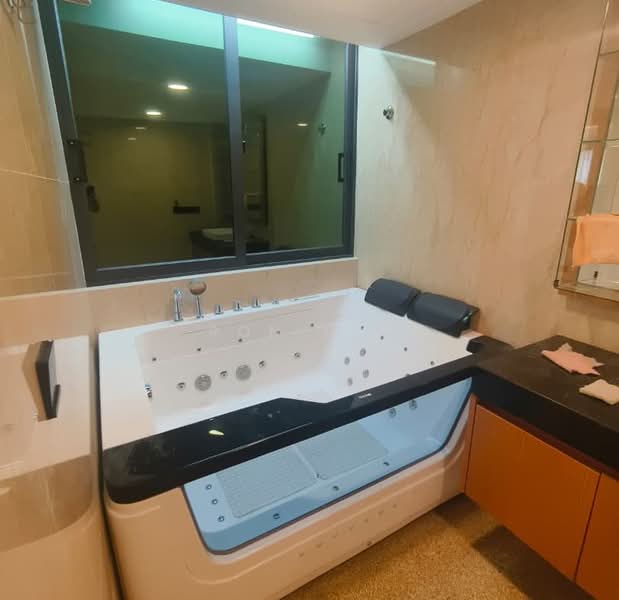 Servis Apartment untuk Disewa di East Parc @ Manjalara - Ron Yap - Bathroom - PropertyGuru.com.my