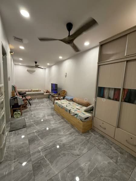 Semi-Detached House for Sale in Klang (Selangor) - Jaden Yong - Room 4 - PropertyGuru.com.my