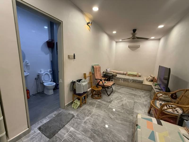 Semi-Detached House for Sale in Klang (Selangor) - Jaden Yong - Room 4 - PropertyGuru.com.my