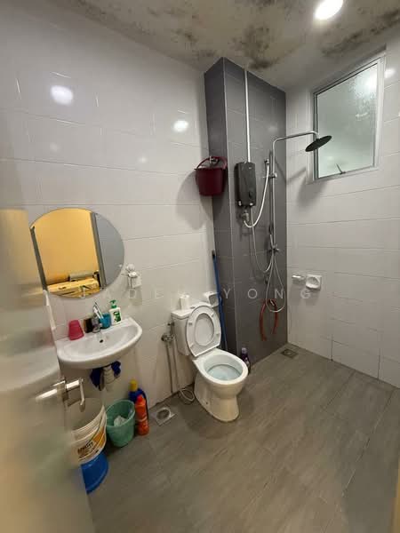 Semi-Detached House for Sale in Klang (Selangor) - Jaden Yong - Bathroom 4 - PropertyGuru.com.my