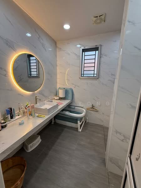 Semi-Detached House for Sale in Klang (Selangor) - Jaden Yong - bathroom 2 - PropertyGuru.com.my