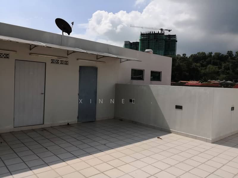 2-storey Terraced House for Sale in Taman Brown (Gelugor) - Xinnee . - Exterior - PropertyGuru.com.my