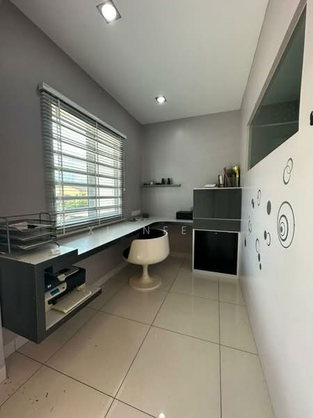 2-storey Terraced House for Sale in Taman Brown (Gelugor) - Xinnee . - Study - PropertyGuru.com.my