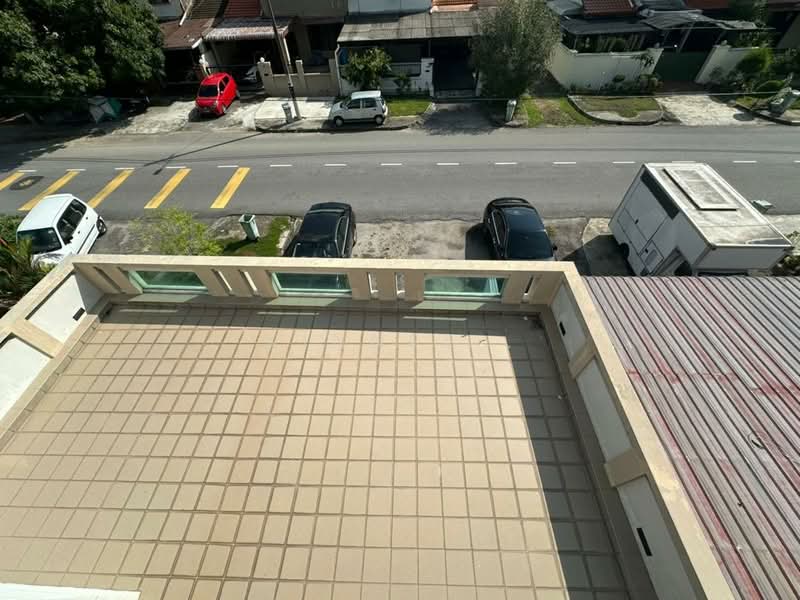 2-storey Terraced House for Sale in Taman Brown (Gelugor) - Xinnee . - Exterior - PropertyGuru.com.my
