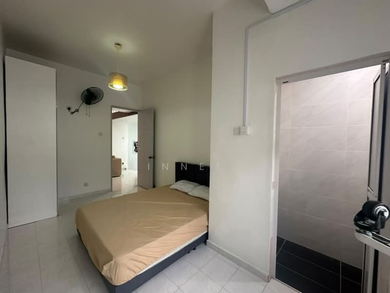 2-storey Terraced House for Sale in Batu Uban (Gelugor) - Xinnee . - Bedroom - PropertyGuru.com.my