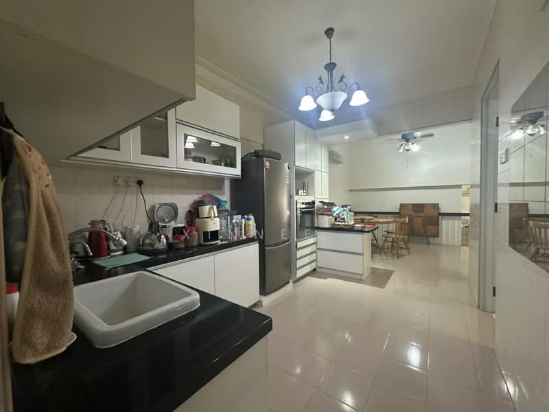 2-storey Terraced House for Sale in Batu Uban (Gelugor) - Xinnee . - Kitchen - PropertyGuru.com.my