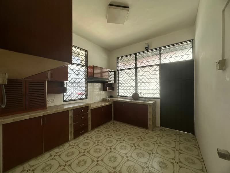 Rumah Teres 2 Tingkat untuk Dijual di Mount Erskine (Tanjung Tokong) - Xinnee . - Kitchen - PropertyGuru.com.my