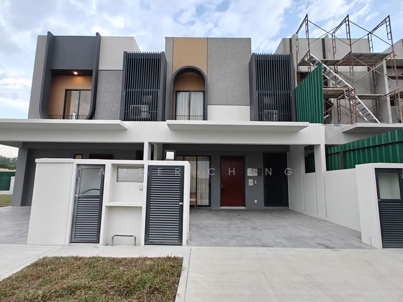 2-storey Terraced House for Sale in Bandar Gamuda Gardens (Rawang) - Amber Cheng - Exterior - PropertyGuru.com.my