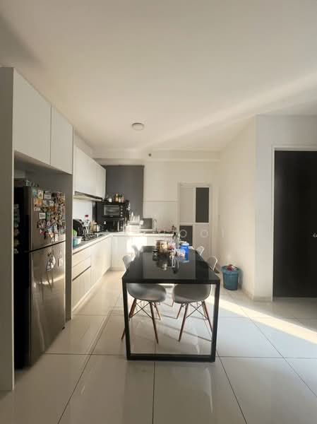 Servis Apartment untuk Disewa di Kenwingston Square Garden - Kar Hooi - Kitchen - PropertyGuru.com.my