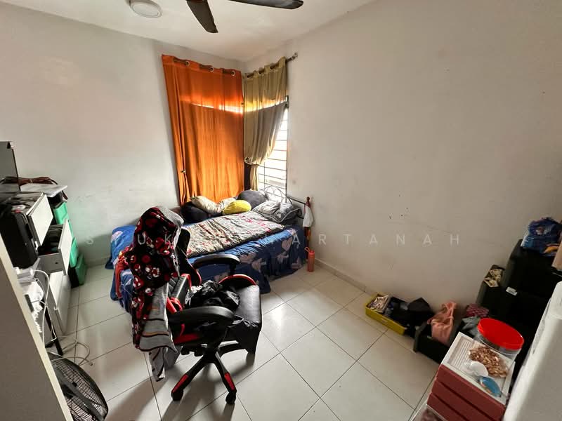 Pangsapuri untuk Dijual di Residensi Laguna Biru 2 - Syukor Hartanah - Bedroom - PropertyGuru.com.my