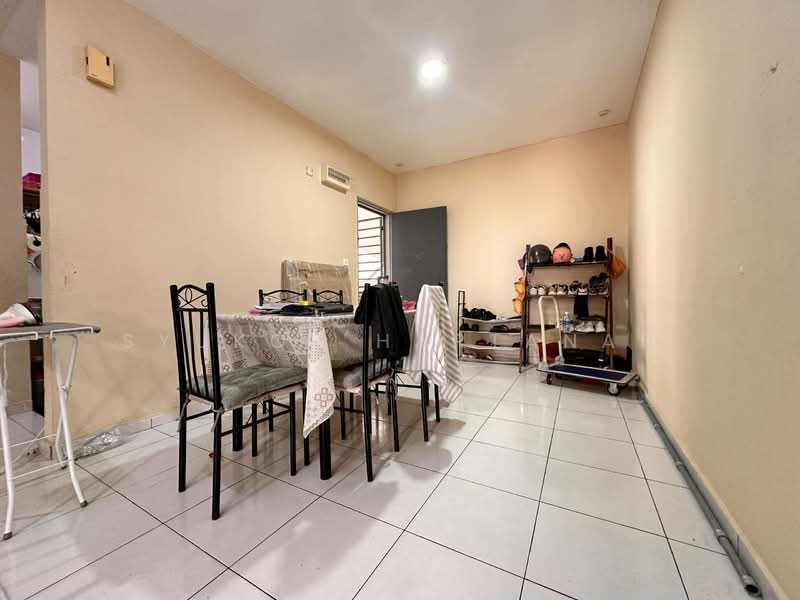 Pangsapuri untuk Dijual di Residensi Laguna Biru 2 - Syukor Hartanah - Dining Room - PropertyGuru.com.my