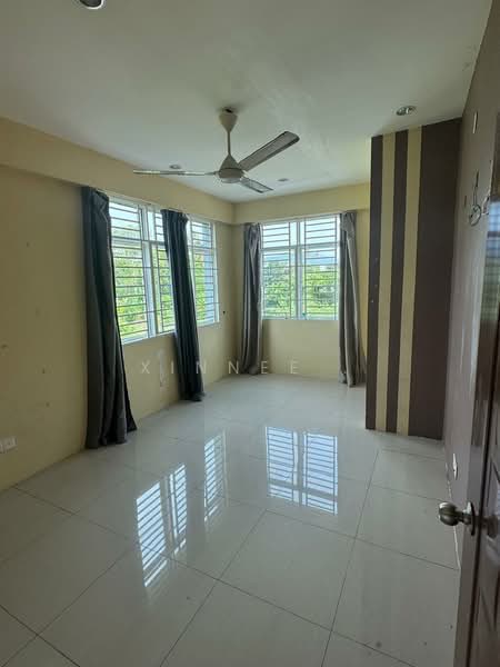 2-storey Terraced House for Sale in Permatang Damar Laut (Batu Maung) - Xinnee . - Interior - PropertyGuru.com.my
