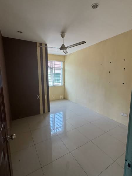 2-storey Terraced House for Sale in Permatang Damar Laut (Batu Maung) - Xinnee . - Interior - PropertyGuru.com.my