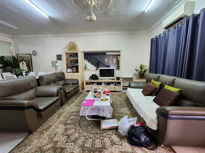 Rumah Teres 2 Tingkat untuk Dijual di Sunway Cheras (Cheras) - Norfazilah Binti Mohd Saad - Living Room - PropertyGuru.com.my