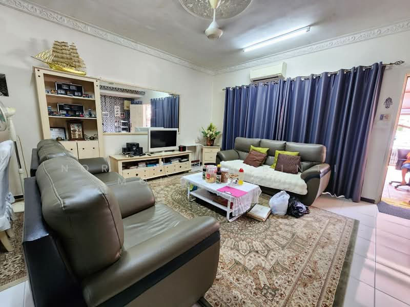 Rumah Teres 2 Tingkat untuk Dijual di Sunway Cheras (Cheras) - Norfazilah Binti Mohd Saad - Living Room - PropertyGuru.com.my