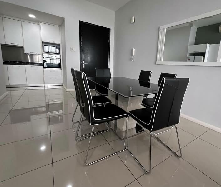 Condominium for Rent at The WaterEdge (Pinggiran Air) - Tony Lim - Dining Room - PropertyGuru.com.my