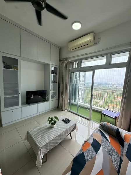 Servis Apartment untuk Disewa di Centra Residences - Jessy Koh - Living Room - PropertyGuru.com.my