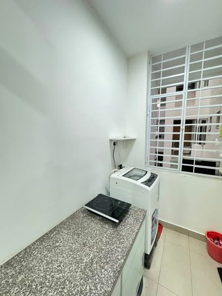 Servis Apartment untuk Disewa di Centra Residences - Jessy Koh - Interior - PropertyGuru.com.my