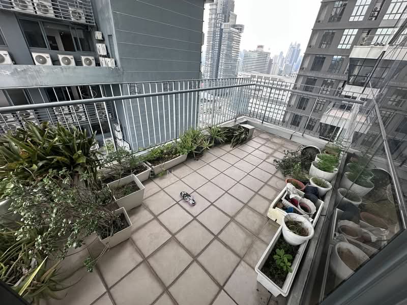 Office for Rent in Kampung Berembang (Ampang) - Kenny Yu - Balcony - PropertyGuru.com.my