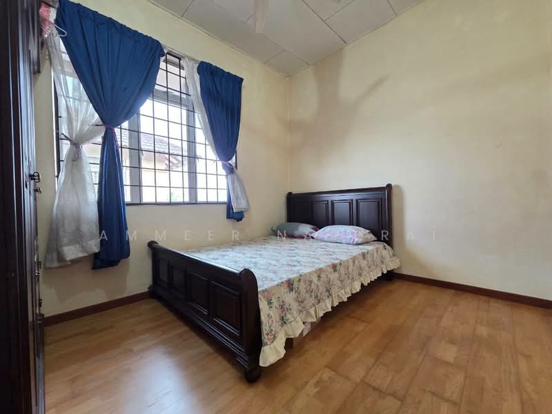 Rumah Banglo untuk Dijual di Nilai Impian (Nilai) - Ammeer Nadzrai - Bedroom - PropertyGuru.com.my