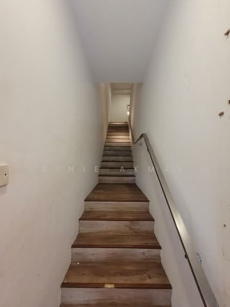Shop for Sale in Klang (Selangor) - Dinie Akmal - Interior - PropertyGuru.com.my