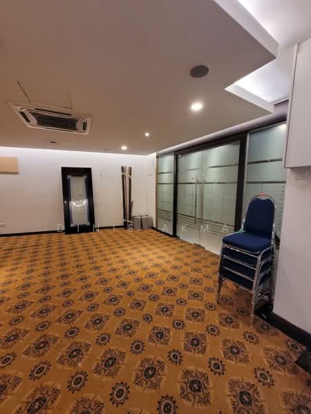 Shop for Sale in Klang (Selangor) - Dinie Akmal - Interior - PropertyGuru.com.my