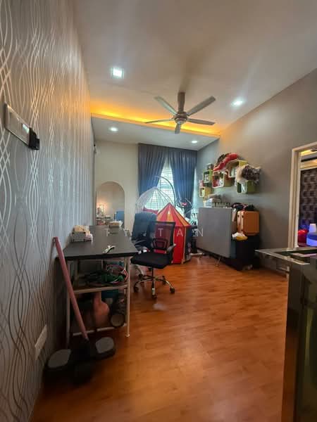 3-storey Terraced House for Sale in Bandar Seri Alam (Masai) - TY Tan - PropertyGuru.com.my