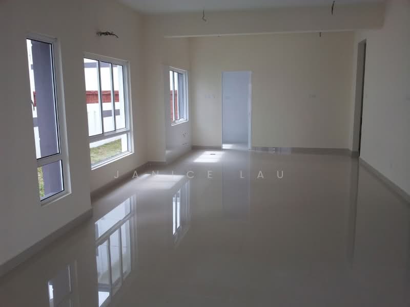 Rumah Banglo untuk Dijual di Sungai Long (Bandar Sungai Long) - Janice Lau - Living Room - PropertyGuru.com.my