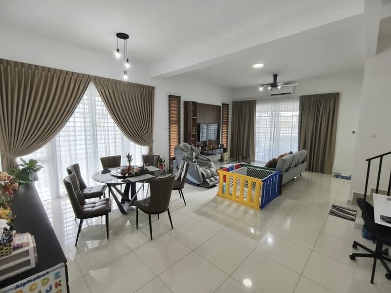 Rumah Teres untuk Dijual di Johor Bahru (Johor) - KT Tan - Living Room - PropertyGuru.com.my