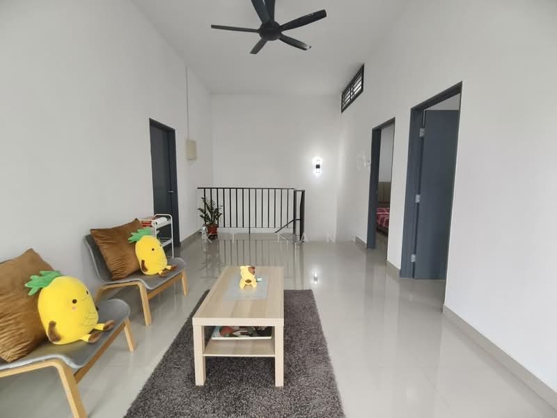 Rumah Teres untuk Dijual di Johor Bahru (Johor) - KT Tan - Living Room - PropertyGuru.com.my