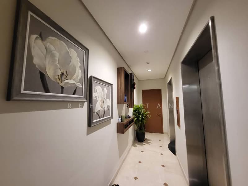 Condominium for Rent at Quadro Residences - Rehvus Tan - Corridor - PropertyGuru.com.my