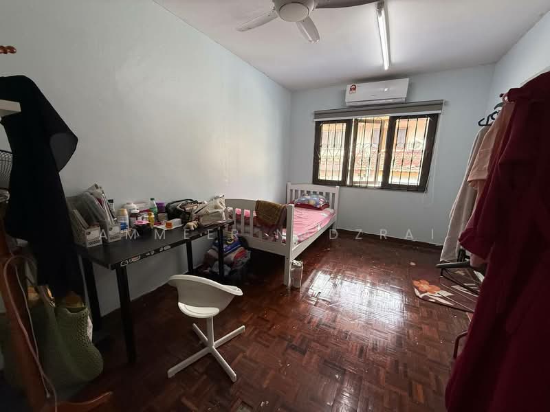 2-storey Terraced House for Sale in Bandar Baru Bangi (Selangor) - Ammeer Nadzrai - Bedroom - PropertyGuru.com.my