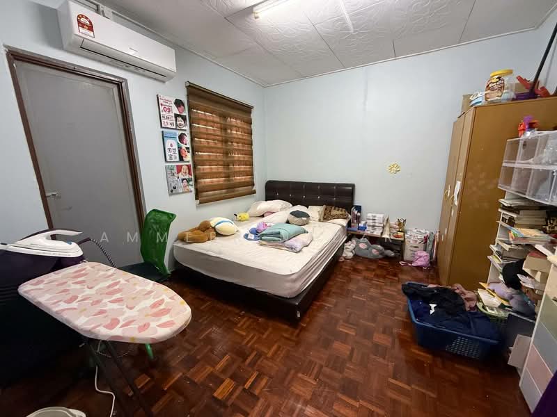 2-storey Terraced House for Sale in Bandar Baru Bangi (Selangor) - Ammeer Nadzrai - Bedroom - PropertyGuru.com.my