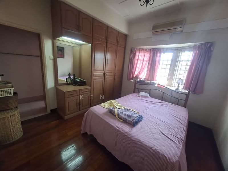 Rumah Banglo untuk Dijual di New Green Park (Rawang) - Ken Lai - Bedroom - PropertyGuru.com.my