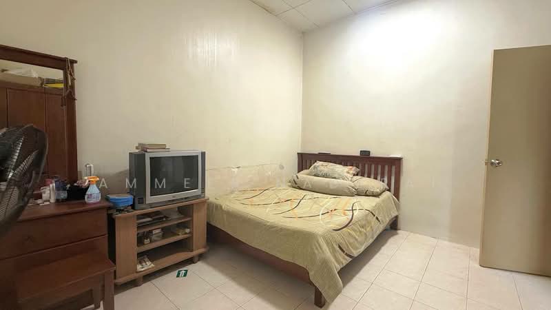 Rumah Teres 2 Tingkat untuk Dijual di Taman Puncak Jalil (Seri Kembangan) - Ammeer Nadzrai - Bedroom - PropertyGuru.com.my