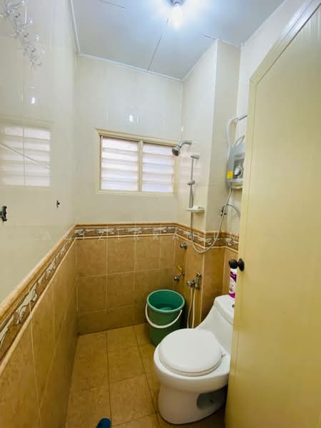 Rumah Teres 2 Tingkat untuk Dijual di Bandar Kinrara (Selangor) - Azizirrahim . - Bathroom - PropertyGuru.com.my