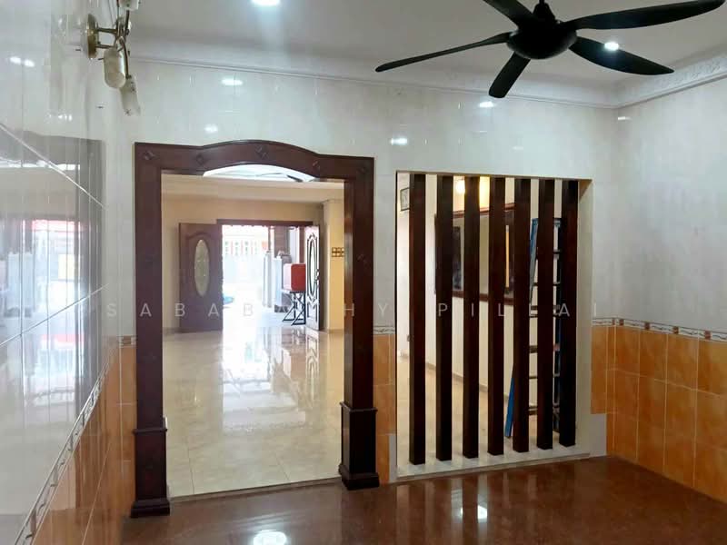 Rumah Teres 2 Tingkat untuk Dijual di Taman Sri Bayu (Rawang) - Sababathy Pillai - Interior - PropertyGuru.com.my