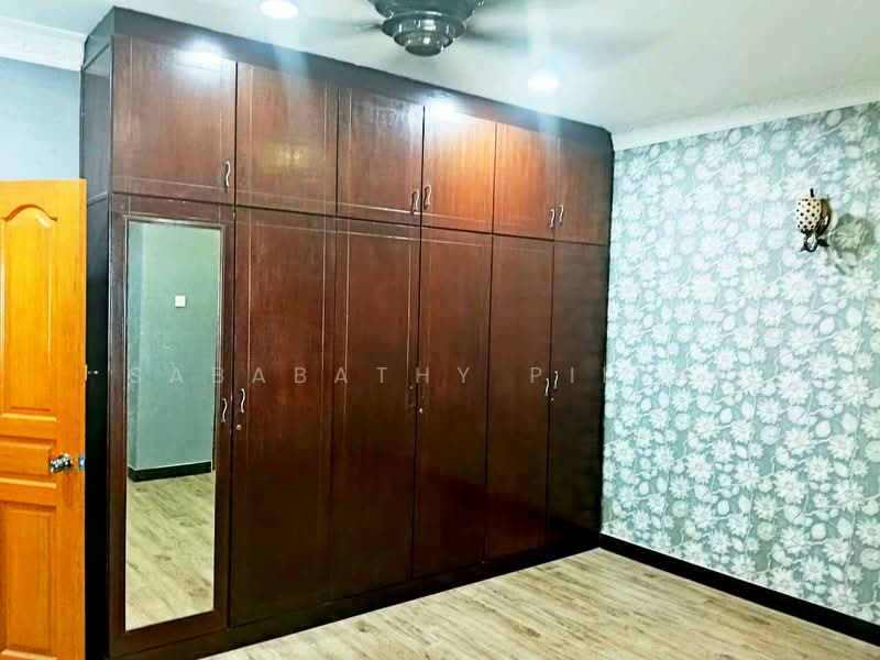 Rumah Teres 2 Tingkat untuk Dijual di Taman Sri Bayu (Rawang) - Sababathy Pillai - Bedroom - PropertyGuru.com.my