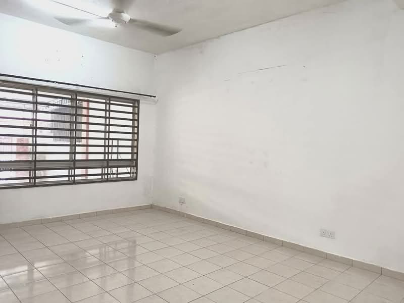 2-storey Terraced House for Rent in Bandar Lahat Baru (Lahat) - Qazin Khoo - Interior - PropertyGuru.com.my