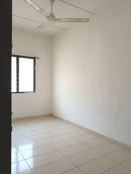 2-storey Terraced House for Rent in Bandar Lahat Baru (Lahat) - Qazin Khoo - Interior - PropertyGuru.com.my