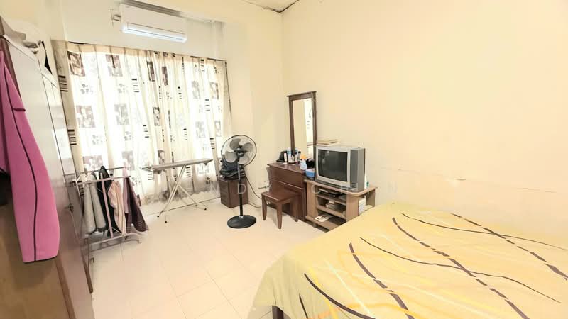 Rumah Teres 2 Tingkat untuk Dijual di Taman Puncak Jalil (Seri Kembangan) - Wendy Chin - PropertyGuru.com.my