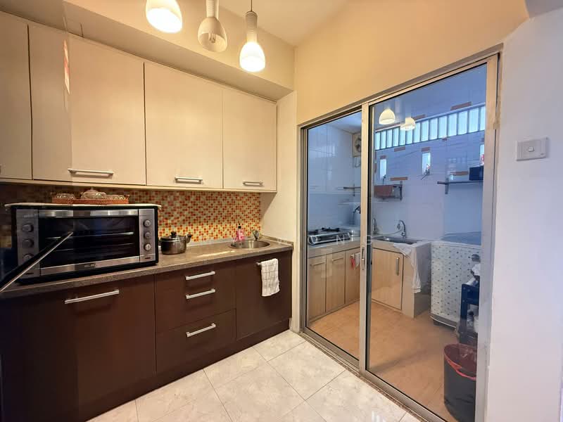 Townhouse for Sale in Jalan Ipoh (Kuala Lumpur) - Amy Wong - Kitchen - PropertyGuru.com.my