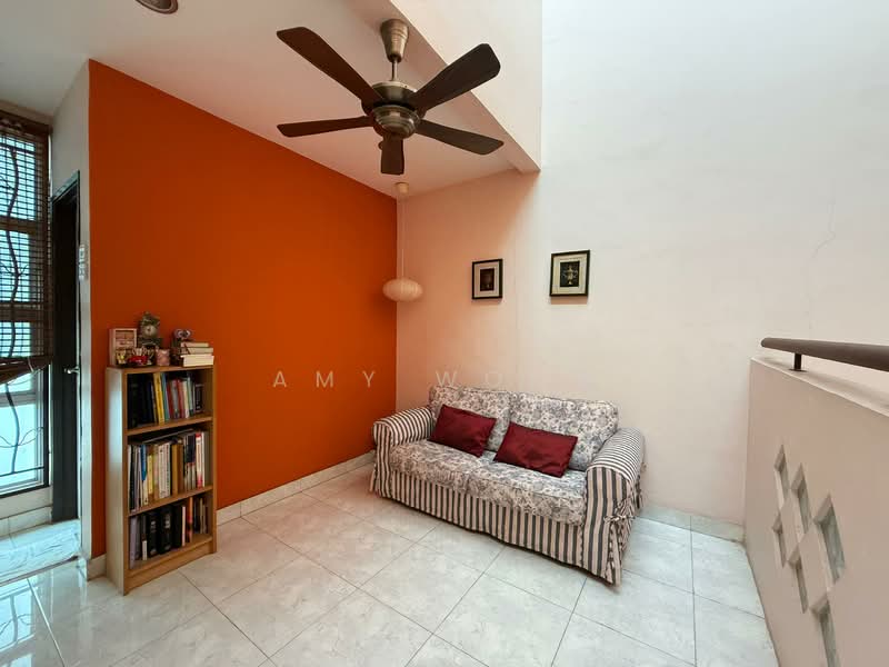 Townhouse for Sale in Jalan Ipoh (Kuala Lumpur) - Amy Wong - Living Room - PropertyGuru.com.my