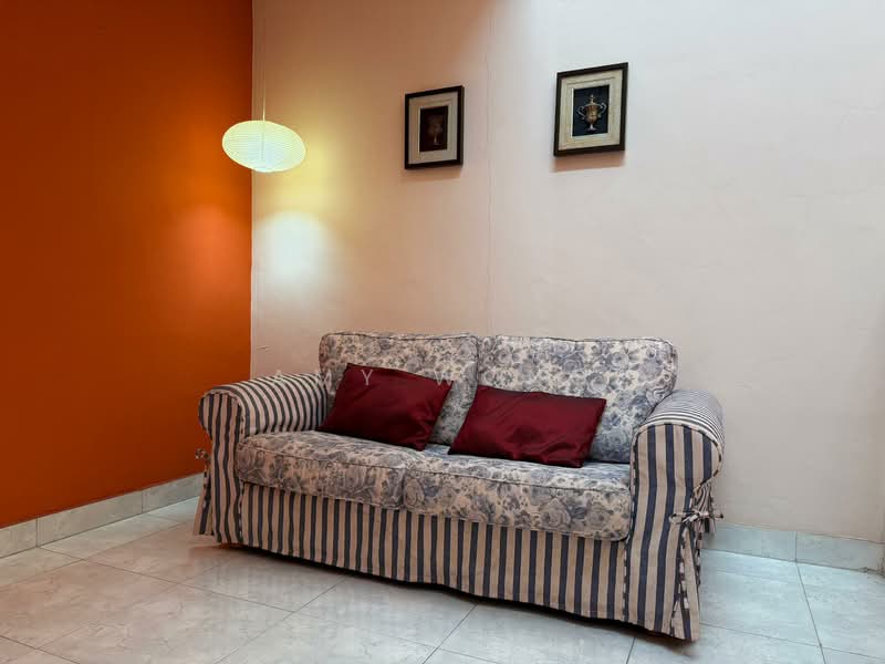 Townhouse for Sale in Jalan Ipoh (Kuala Lumpur) - Amy Wong - Living Room - PropertyGuru.com.my