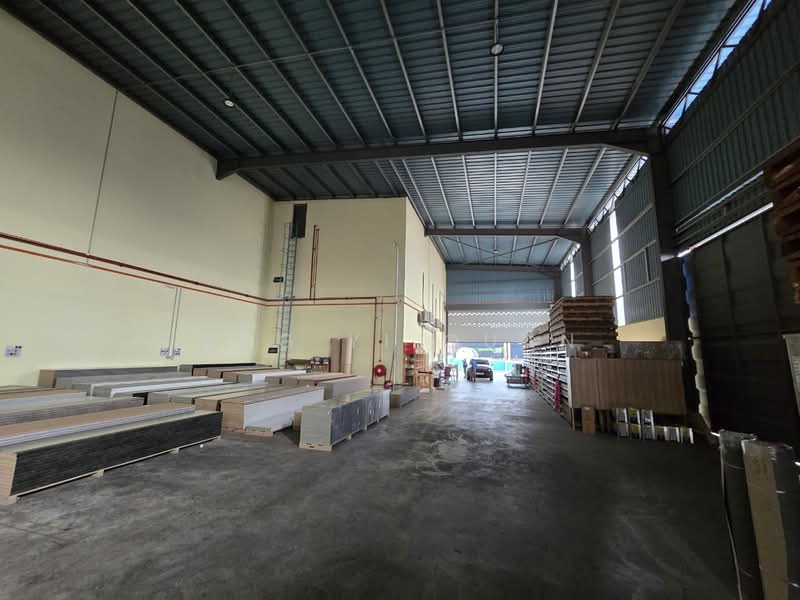Kilang untuk Dijual di Kampung Baru Sungai Buloh (Seksyen U19) (Sungai Buloh) - Ang Yi Quan - Interior - PropertyGuru.com.my
