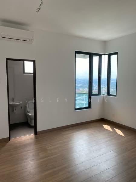 Servis Apartment untuk Dijual di Service Residence @ Landmark Residence 1 - Lesley Chik - Bathroom - PropertyGuru.com.my