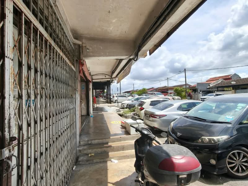 Shop for Sale in Taman Ungku Tun Aminah (Skudai) - SASER TAN. - Exterior - PropertyGuru.com.my