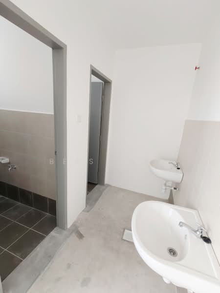 Kedai untuk Disewa di Bandar Putra (Kulai) - Bess Wong - PropertyGuru.com.my