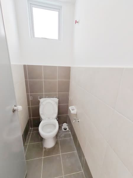 Kedai untuk Disewa di Bandar Putra (Kulai) - Bess Wong - PropertyGuru.com.my
